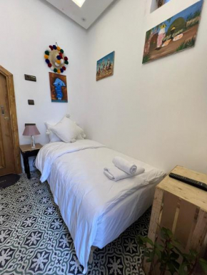 chambre à la medina avec salle de bain privé